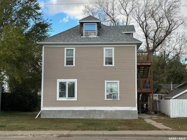 Moose Jaw, SK S6H 1V9,370 Fairford STREET W