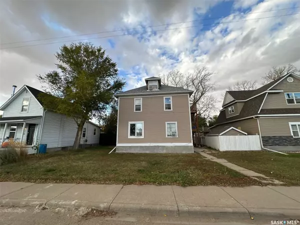 Moose Jaw, SK S6H 1V9,370 Fairford STREET W