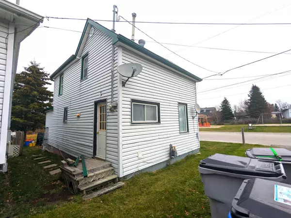 Timmins, ON P0N 1C0,27 Bellemare ST