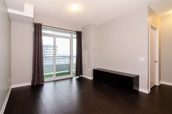 Mississauga, ON L5M 0Y3,2560 Eglinton AVE W #1812