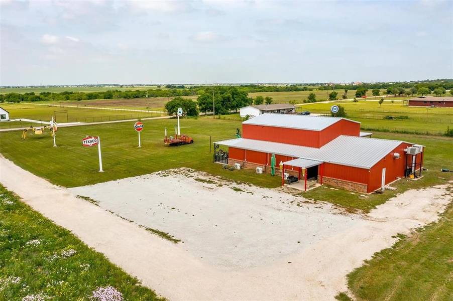 6260 County Road 1017, Joshua, TX 76058