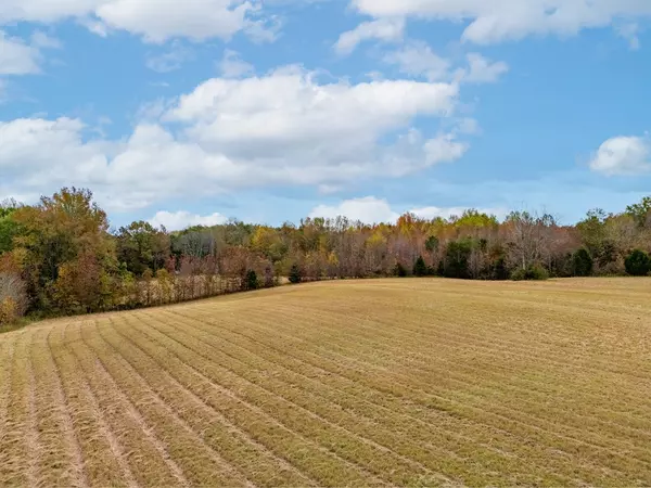 Sparta, TN 38583,8 AC Hutchings College Road