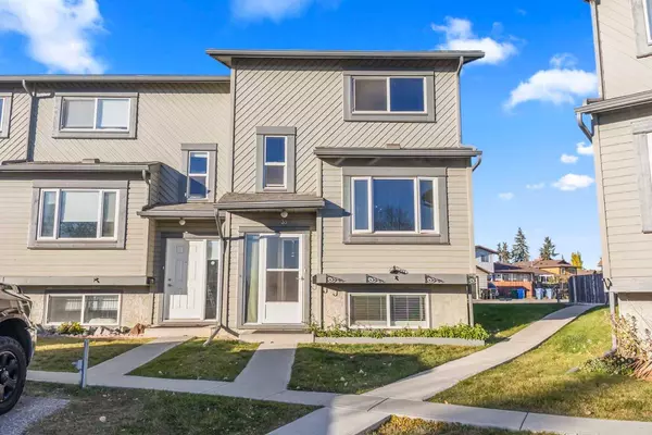 12 Templewood DR NE #35, Calgary, AB T1Y 4R7