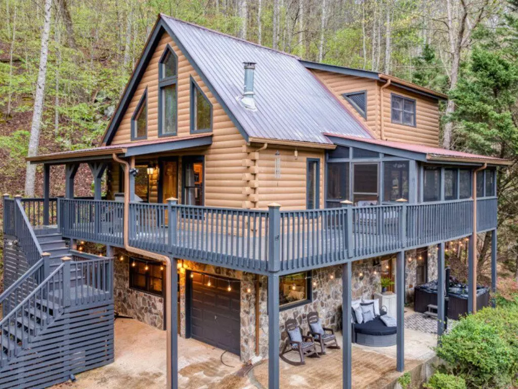 Ellijay, GA 30540,267 River Road