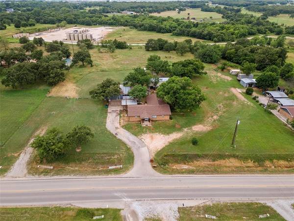 1501 Fm 1816, Bowie, TX 76230