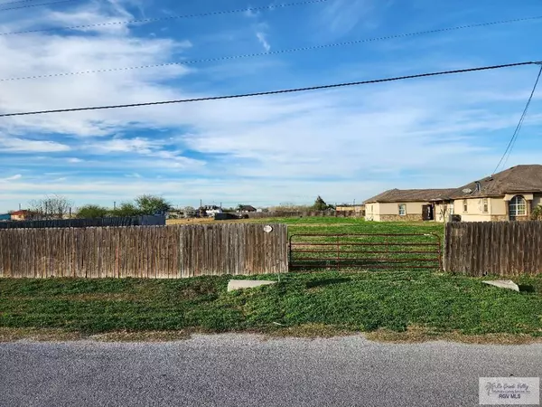 10721 LA SIESTA CIR, La Feria, TX 78559