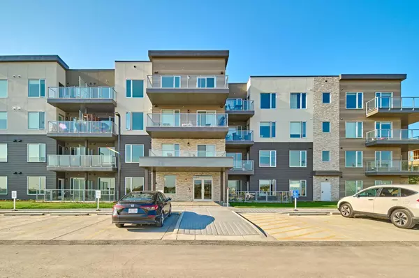 200 shawnee SQ #401, Calgary, AB T2Y0T7