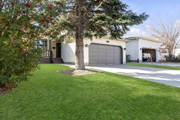 Calgary, AB T3A 4Z6,125 Hidden Valley PL Northwest