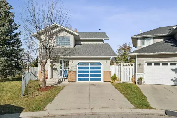 44 Martinwood Mews NE, Calgary, AB T3J 3G8