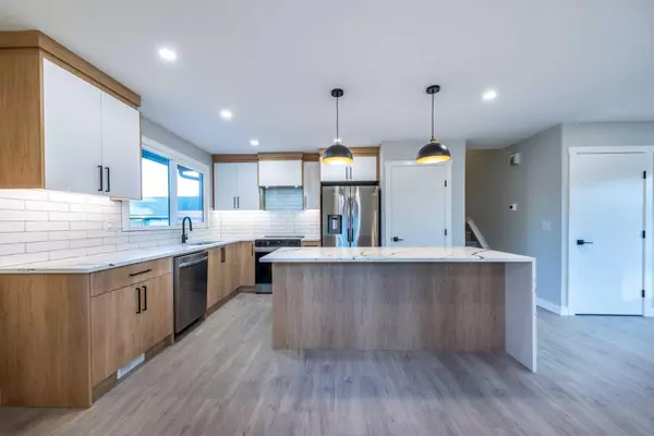 Calgary, AB t2k 4k3,7447 huntertown CRES NW