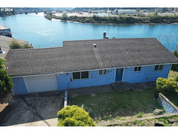 314 E ST, Coos Bay, OR 97420