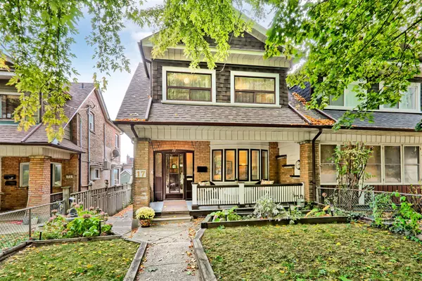 17 Regal RD, Toronto C02, ON M6H 2J5