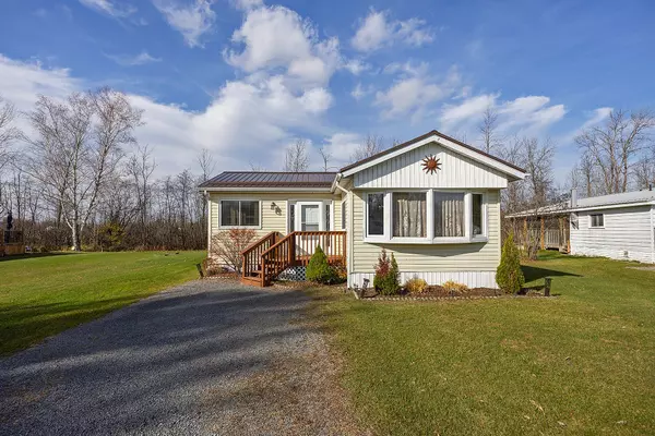 South Frontenac, ON K0H 2W0,4323 E.R Orser DR