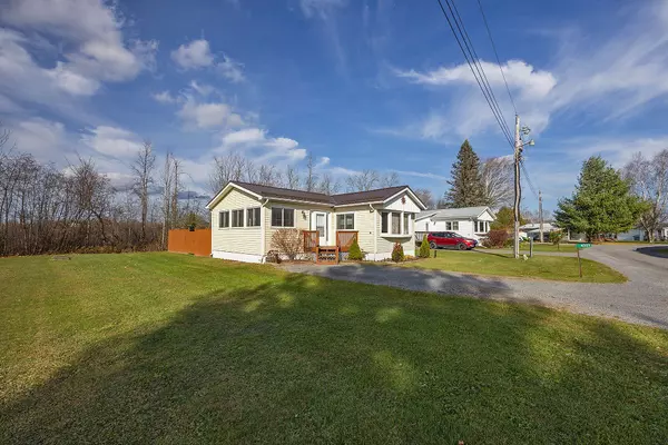 South Frontenac, ON K0H 2W0,4323 E.R Orser DR