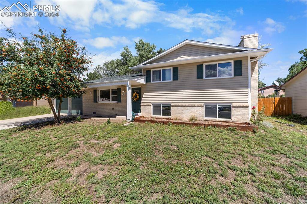 Colorado Springs, CO 80918,4615 Bella DR