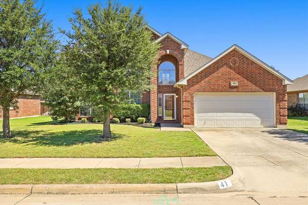 41 Lucas Lane, Edgecliff Village, TX 76134