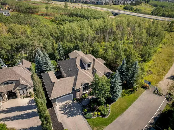 59 Wentwillow LN Southwest, Calgary, AB T3H 5W7