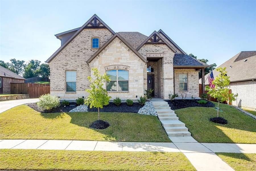 141 Fairweather Drive, Burleson, TX 76028