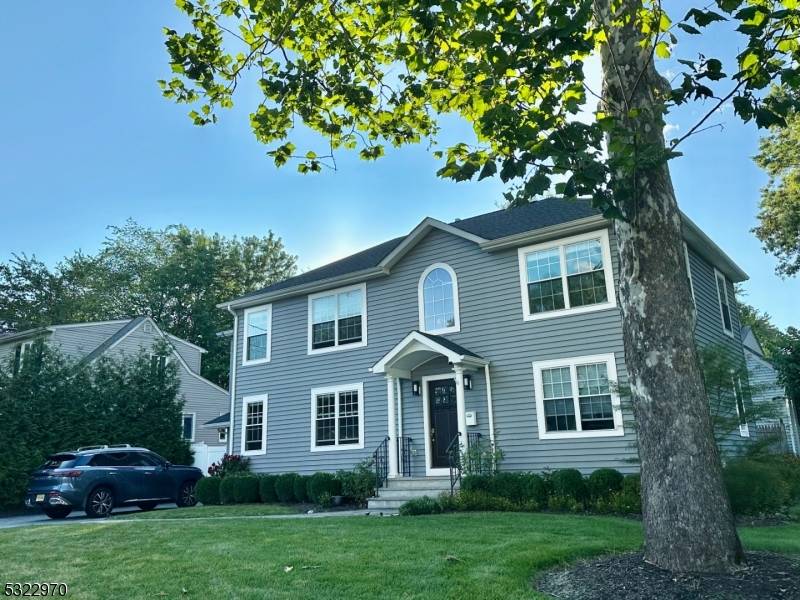 37 Miele Pl, Summit City, NJ 07901