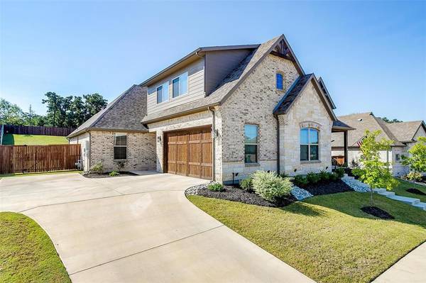 Burleson, TX 76028,141 Fairweather Drive