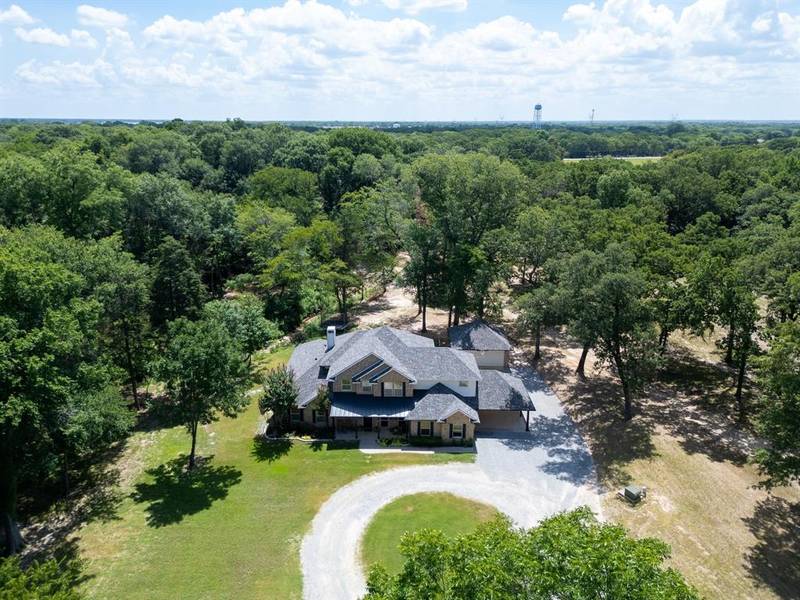 443 County Road 1452, Bonham, TX 75418