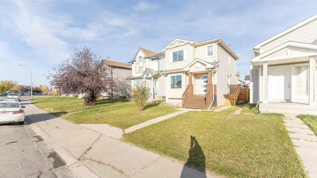 5324 Martin Crossing DR NE, Calgary, AB t3j3t2