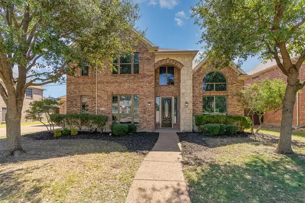 Prosper, TX 75078,911 Twin Buttes Drive