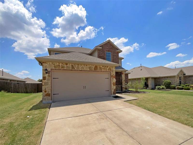 204 Gallop Court, Waxahachie, TX 75165