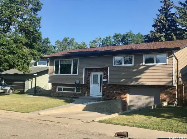 43 Buttercup CRESCENT NW, Moose Jaw, SK S6J 1A3