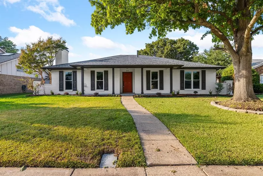 213 Ridgegate Drive, Garland, TX 76118