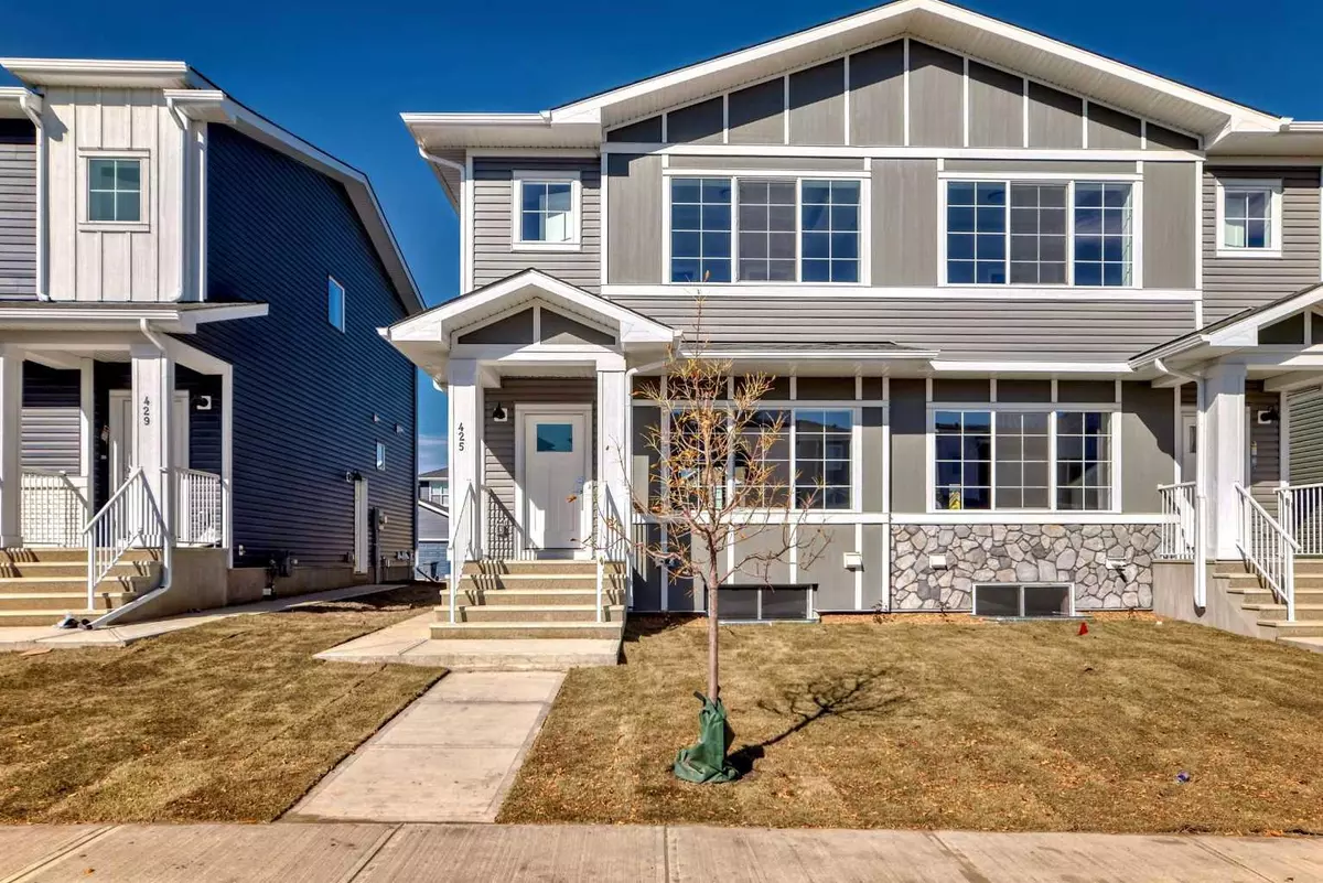 Chestermere, AB T1X 0L3,425 Chelsea Key