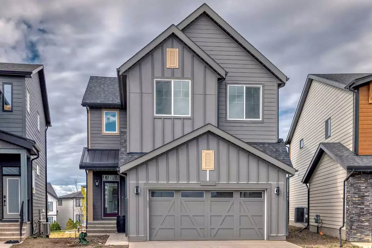 Calgary, AB T3L 2M4,75 Royston Rise NE