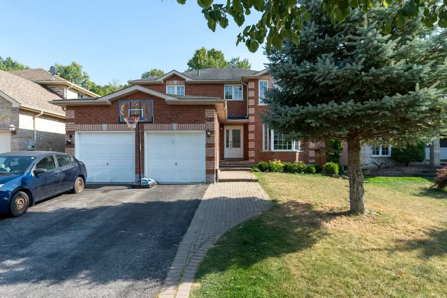 31 Grant's WAY, Barrie, ON L4N 0J4