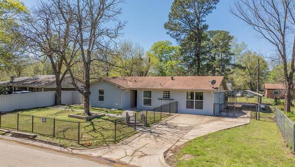 2204 Ashley, Texarkana, TX 75501