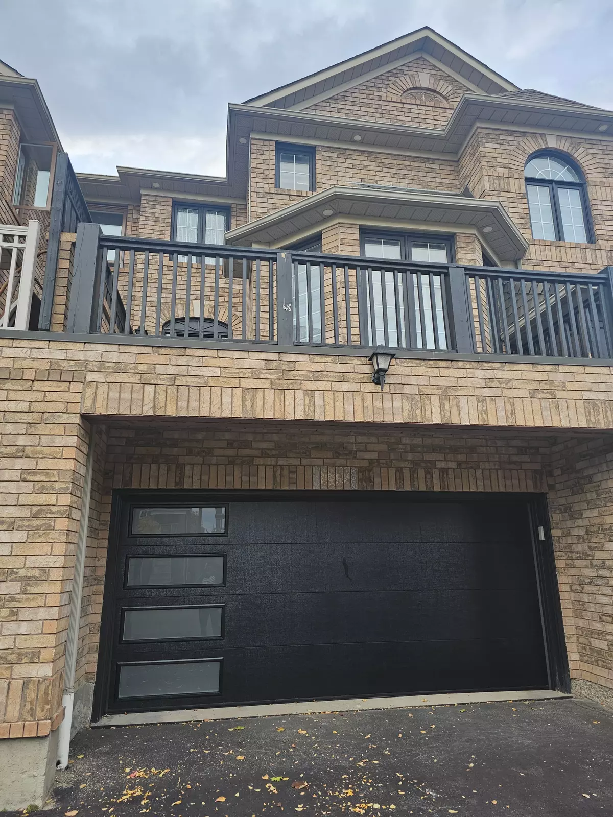 Mississauga, ON L5N 7Z7,1680 Samuelson CIR S