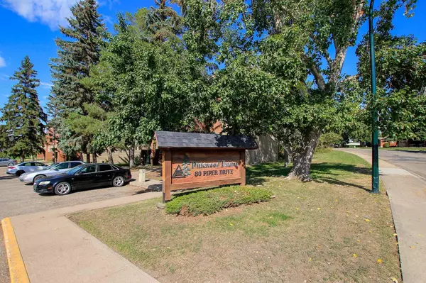 80 Piper DR #7, Red Deer, AB T4P 1H8