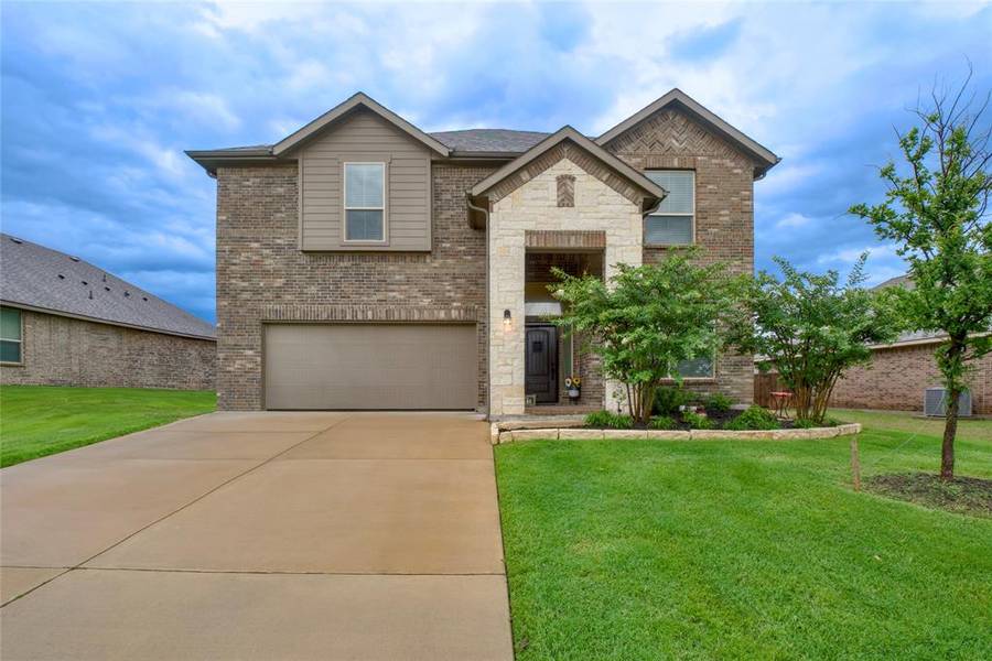 1443 Sheridyn Lane, Krum, TX 76249