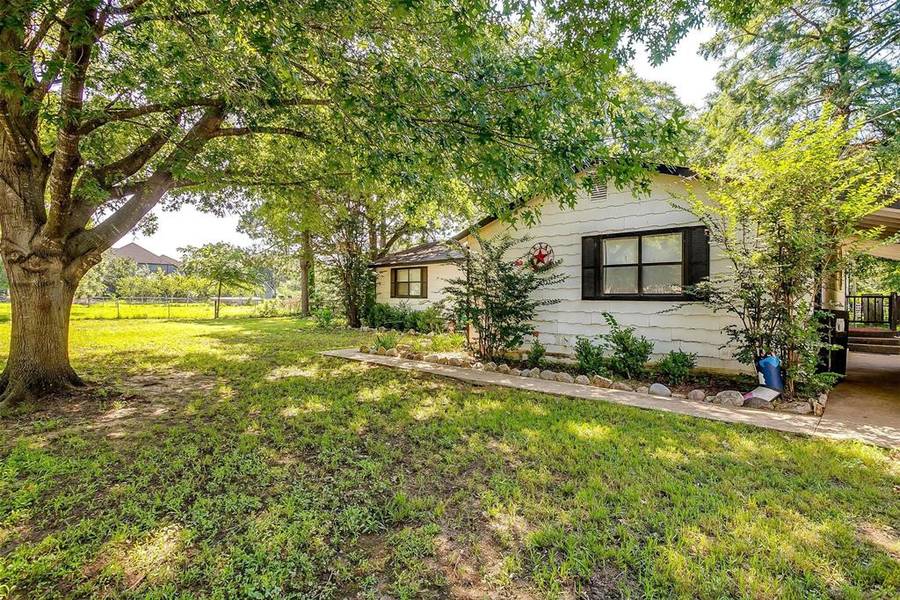 5396 Newt Patterson Road, Mansfield, TX 76063