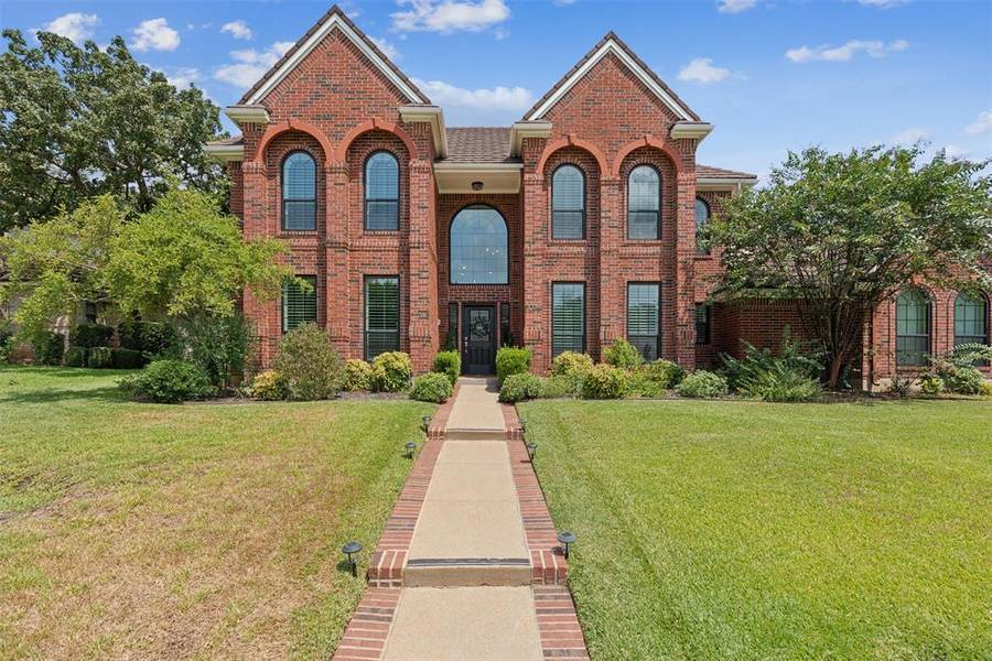 5003 Wareham Drive, Arlington, TX 76017