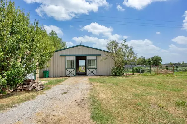 Whitesboro, TX 76273,1800 W Line Road