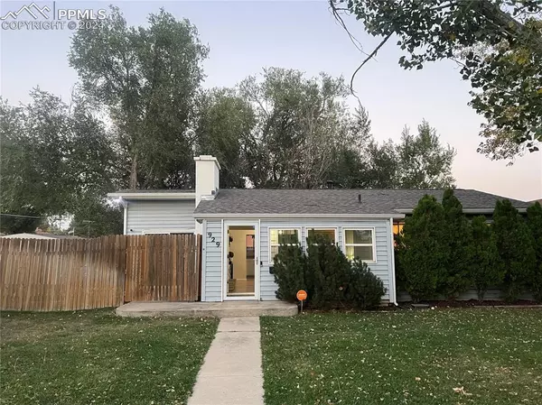 929 Sunset RD, Colorado Springs, CO 80909