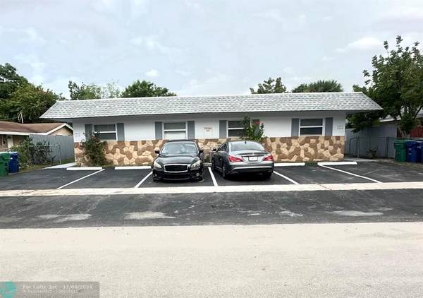 5301-5307 NW 18th Ct, Lauderhill, FL 33313