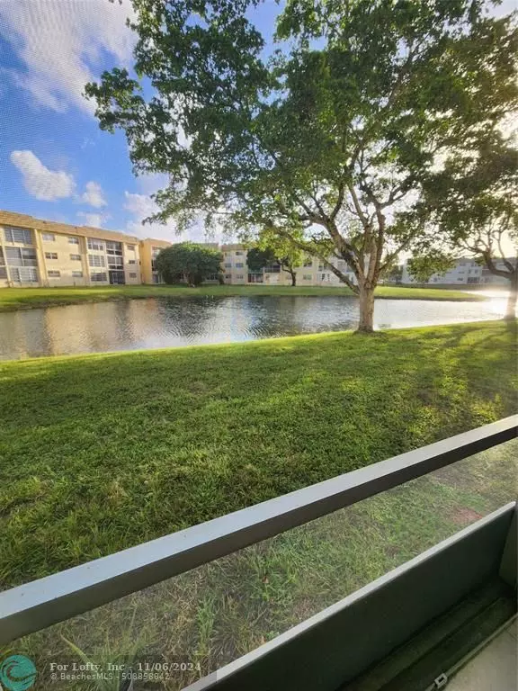 8510 Sunrise Lakes Blvd  #102, Sunrise, FL 33322