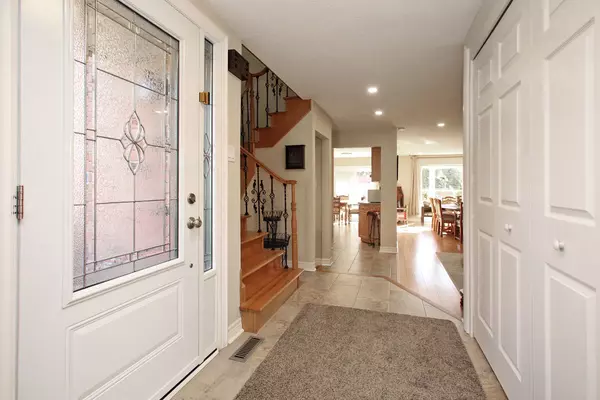 Oakville, ON L6M 2A6,1272 Barberry Green N/A