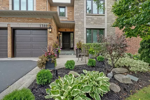 Oakville, ON L6H 6C7,1389 Creekwood TRL