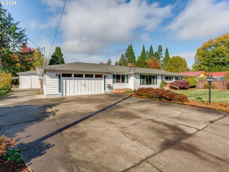 701 S DAYTON AVE, Newberg, OR 97132