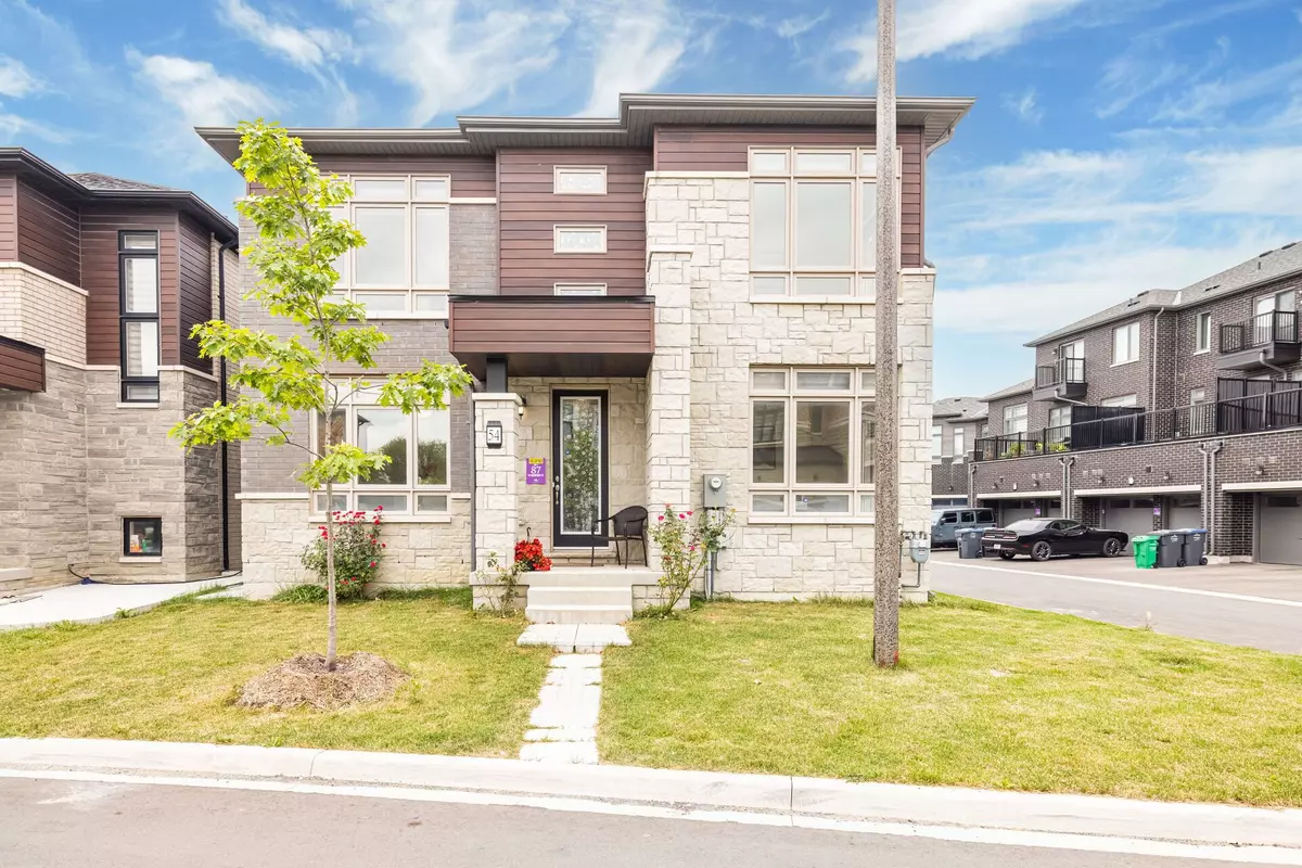 Brampton, ON L6P 4P7,54 Moorcroft PL