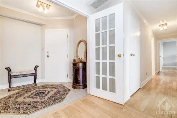 Ottawa, ON K1H 8P6,1705 PLAYFAIR DR #PH9