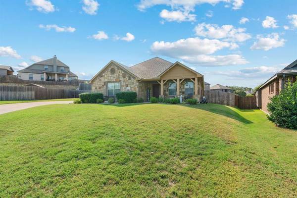 2129 Valley Drive, Weatherford, TX 76087