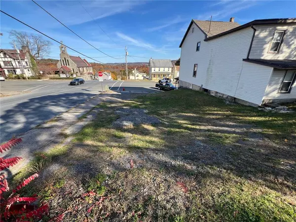 Lehighton Borough, PA 18235,256 2nd Street